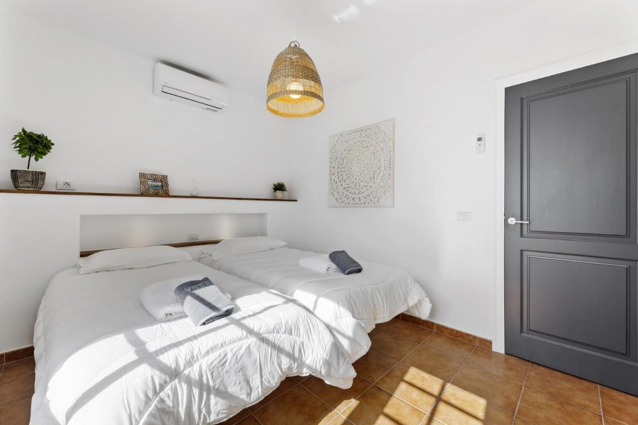 Villa 4 - Vipvipvillas Tías Εξωτερικό φωτογραφία